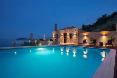 Image de Golden View Villa King Aegeus
