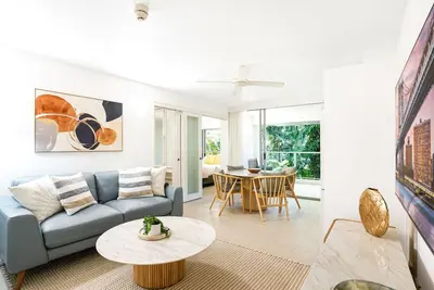 Image de Hotel Drift 4204 Beachfront Accomodation- Beachfront Escape in Palm Cove | 2br Condo w/ Pool & Balcony