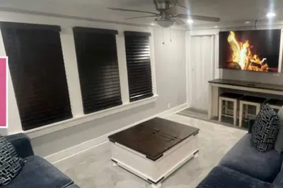 Image de Private Master Bedroom -Downtown Medical Corridor