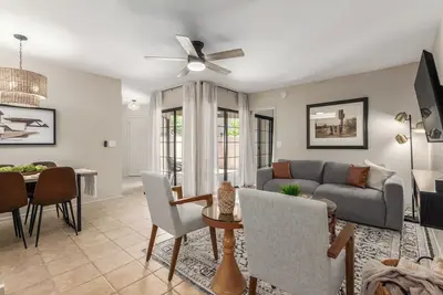 Image de Cozy 2-bedroom condo in Prime Tucson Location