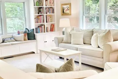 Image de Serene & Cozy 3br Home w/ Large Deck on River