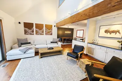 Image de Stowe Comfort: Centrally located upscale 2br condo