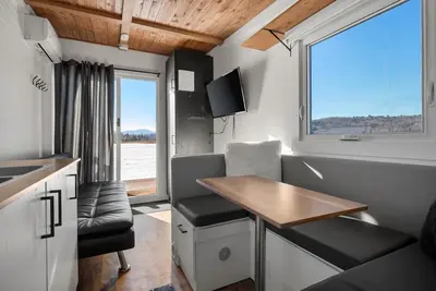 Image de Modern & Upscale Tiny Home, Great Spot near Stowe