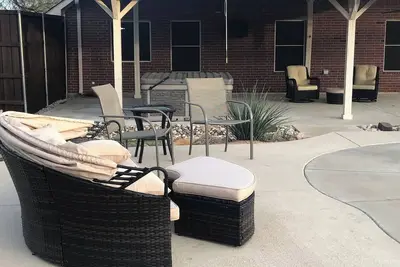 Image de Three bedroom home with private pool & hot tub in Fate, Texas.