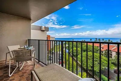 Image de Remodeled Kaanapali Studio Ocean View Pool - Kaanapali Shores 934