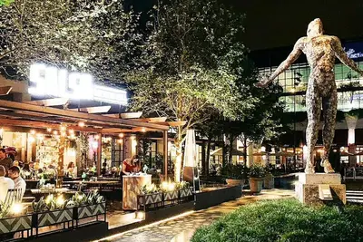 Image de Menlyn Maine Luxury Rentals