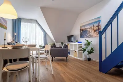 Image de Vacation in St. Peter-Ording: Charming maisonette apartment with balcony