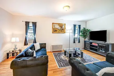 Image de Cozy 3br Near Huntington's Nightlife & Beach