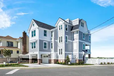 Image de 4 bedroom 3 bath House