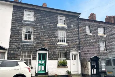Image de Georgian House to let in Newtown, Powys. Mid Wales. \nAccommodation for 4 persons.
