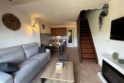 Image de Appartement T2 cabine + mezzanine, entièrement refait, à Corrençon en Vercors, proche pistes de ski