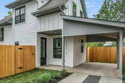 Image de Cozy centrally located 2-bedroom house in Austin