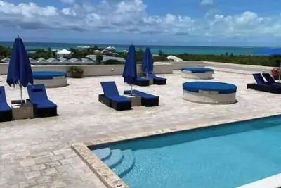 Image de Spacious Ocean View 1 Bedroom