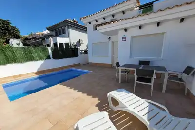 Image de Casa Adosada con Piscina Privada y Solarium en Sucina