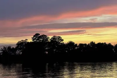 Image de Chasing Dreams Cottage located on Beautiful Weiss Lake