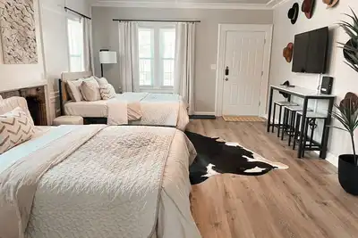 Image de Spacious 4-bedroom house in Historic Overton District Lubbock New & Restored