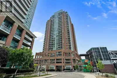 Image de Cozy 2-bedroom 2 bathroom apartment with fitness room, WiFi in Downtown Toronto