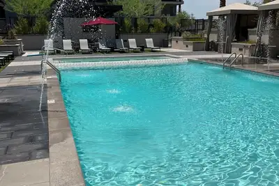 Image de Luxury 2-bedroom condo with Ac, fitness room and WiFi in amazing Scottsdale