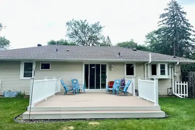 Image de Vintage 4-bedroom house in Cottage Grove with spacious backyard and free parking