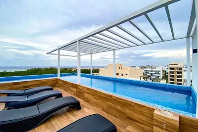 Image de Best Studio at 5th Ave w/Pool+Gym Steps to Beach
