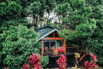 Image de The Treehouse at Hulili Farm - New