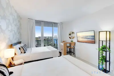 Image de Amazing Studio, Infinity View Balcony