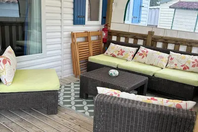 Mobile home à louer camping 3 étoiles à 5 min d'un étang à Thiviers
