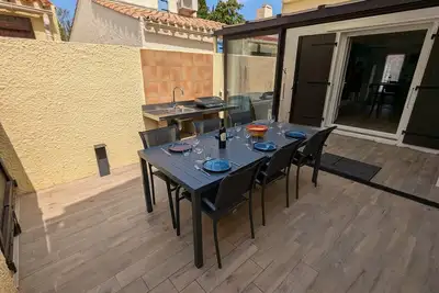 Image de Villa T3 rénovée climatisée, piscine, proche plage et commerces