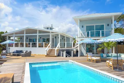Image de Salt Shaker Villa, 10-15 minutes to Georgetown with sandbar just offshore!