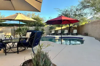 Image de Prime Location! North Scottsdale Retreat - 1 Level Home w/Private Pool