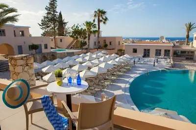 Image de 1br Suite w/ Balcony + Pool & Garden Views
