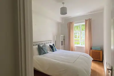 Image de Cozy 2-bedroom (3 bed) apartment in heart of historic old Dublin