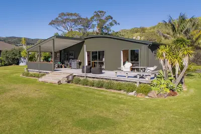 Image de Wai Whare - Kūaotunu Holiday Home
