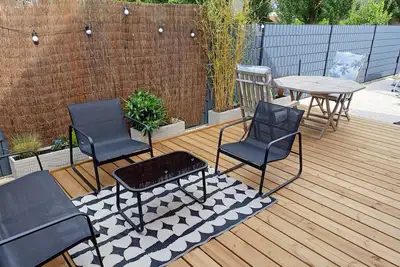Image de Au pt'i nid studio 2\/3 personnes avec terrasse.