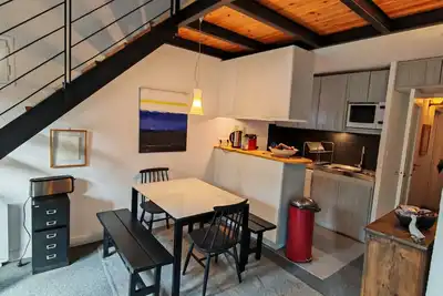 Image de Duplex spacieux, moderne, 4 pièces, tout confort, calme, départ et retour à ski