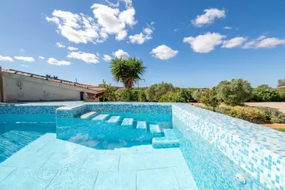Image de Maison de campagne \"Sa Vela\" avec piscine privée, Wi-Fi et climatisation