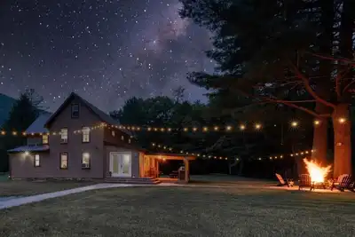 Image de Bald Eagle Lodge | Riverfront near Rail Trail