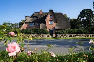 Image de Reetdachhaus fĂĽr 7 Pers. mit Sauna, Garten, Stellplatz, Wlan, Haustiere Erlaubt