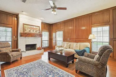 Image de Tranquil 2 Br Haven w/patio