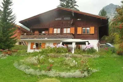 Image de chalet face à la Pointe Percée