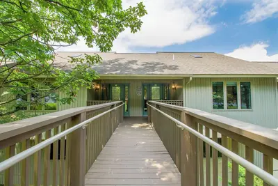 Image de The Summit Two Bedroom Condo