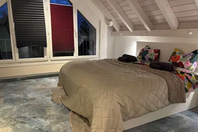 Image de Entspannen in Ruhiger Dachwohnung