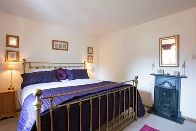 Image de Cosy Cottage Style House in Quiet Area of Cheshire, England