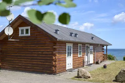 \"Olina\" - 10m from the sea by Interhome