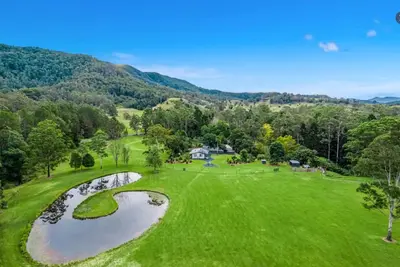 Image de Farm-stay +16 acres + Mineral Pool; 1 hr to Byron Bay, 30 to Nimbin & Lismore.