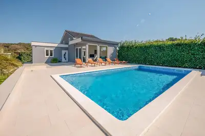 Image de Superbe maison Ă Pula