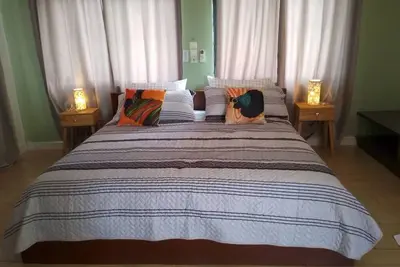 Image de Spacious 4-bedroom townhome with Ac and WiFi in fabulous Porto-Novo