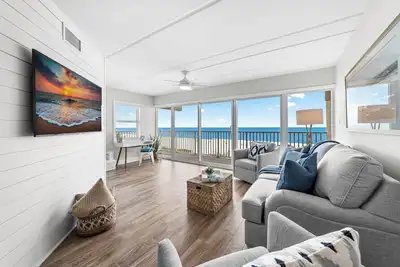 Image de Oceanfront Penthouse Condo - Beach, Pool, Elevator, & Close to Everything!