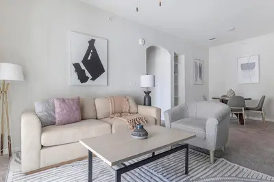 Image de Landing | Stylish 2bd, Pool, Gym