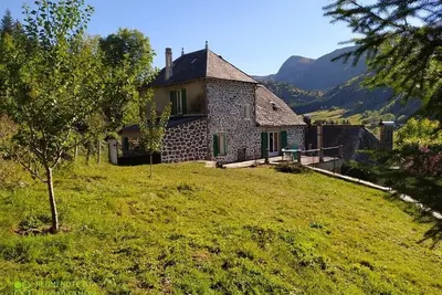Image de Gîte - Maison de vacances au pied du Puy Mary.
